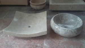 lavabo bằng đá