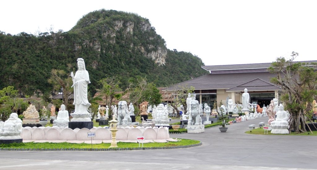 Cơ sở điêu khắc đá mỹ nghệ đẹp và chất lượng tại Đà Nẵng