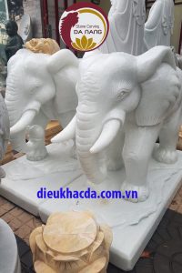 tượng voi đá